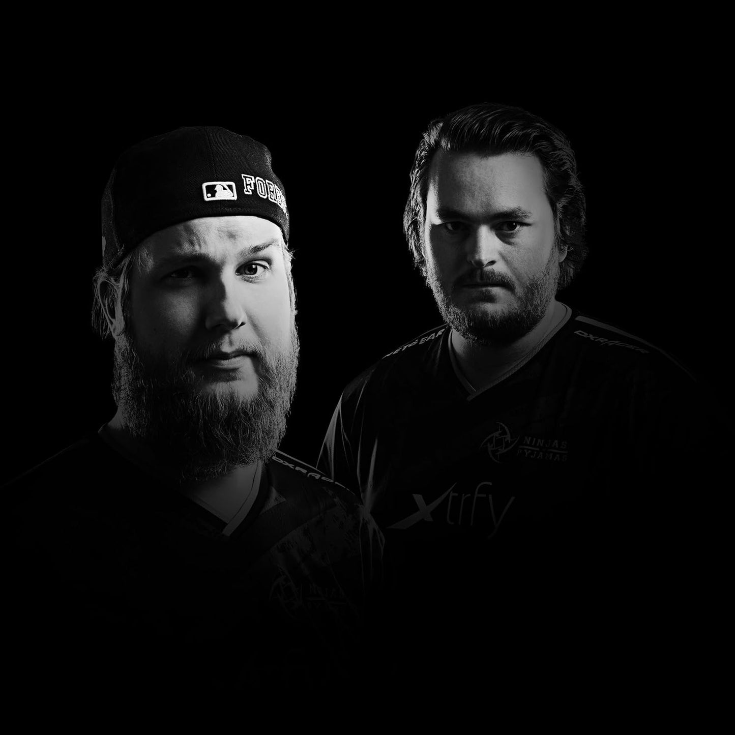 Blue Microphones 1745 Blackout Yeti + Mo-Fi Ninjas in Pyjamas